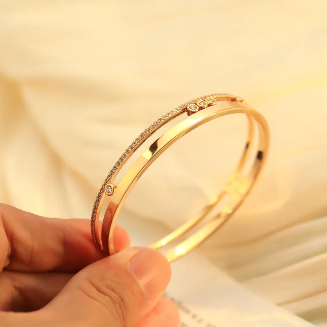 [Dawnora Jewelry]Move Romane Diamond Bangle Bracelet