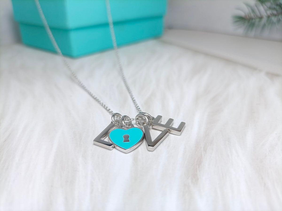 [Dawnora Jewelry]LOVE TEXT PEDANT NECKLACE