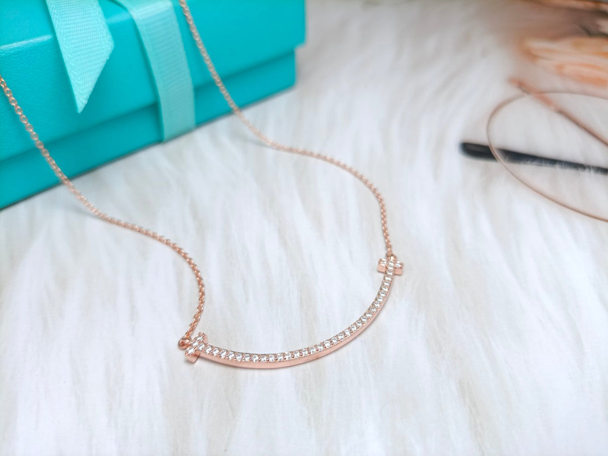 [Dawnora Jewelry]BIG SMILE PEDANT DIAMOND NECKLACE