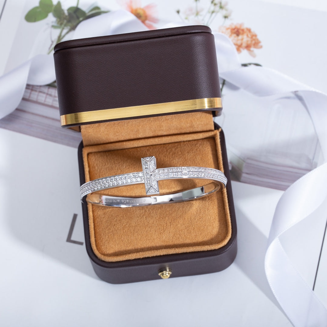 [Dawnora Jewelry]WIDE DIAMONDS HINGED BANGLE SILVER