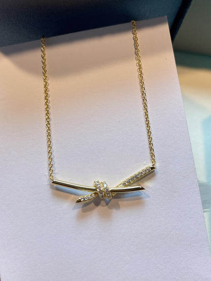[Dawnora Jewelry]KNOT NECKLACE GOLD DIAMONDS