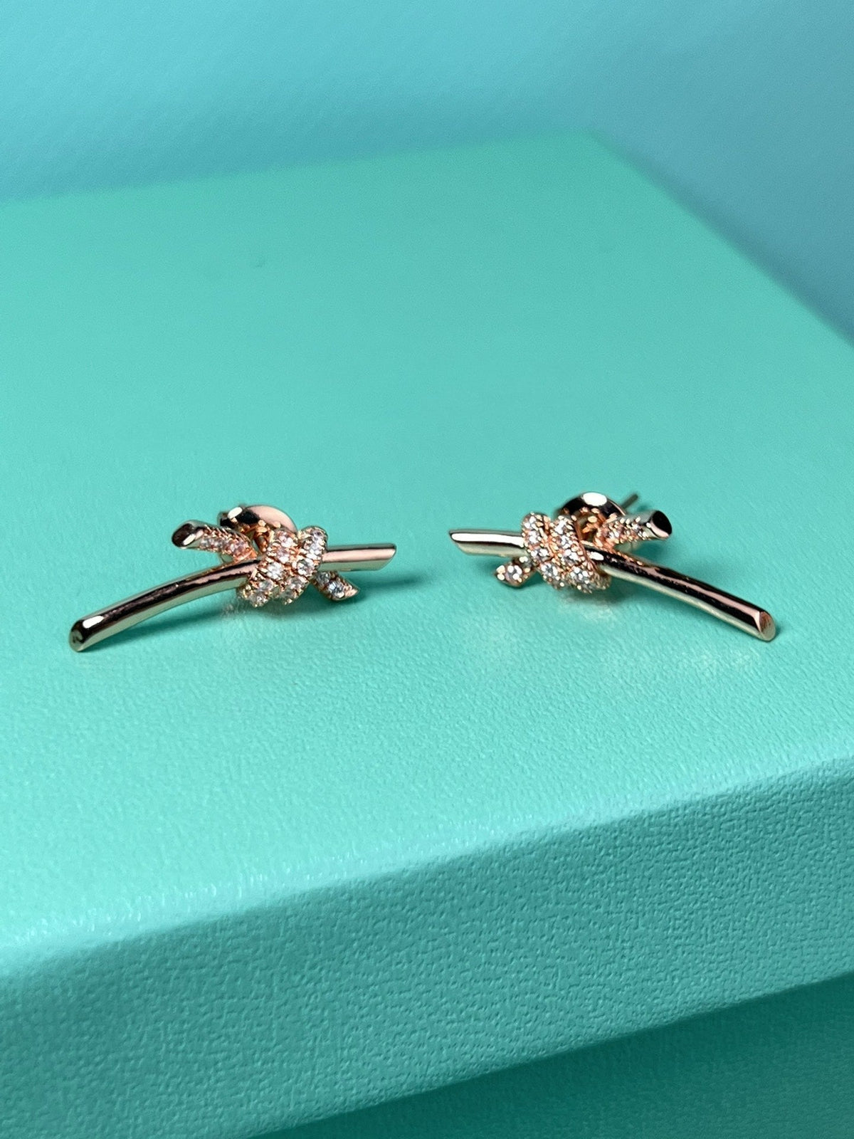 [Dawnora Jewelry]KNOT EARRINGS PINK GOLD DIAMOND