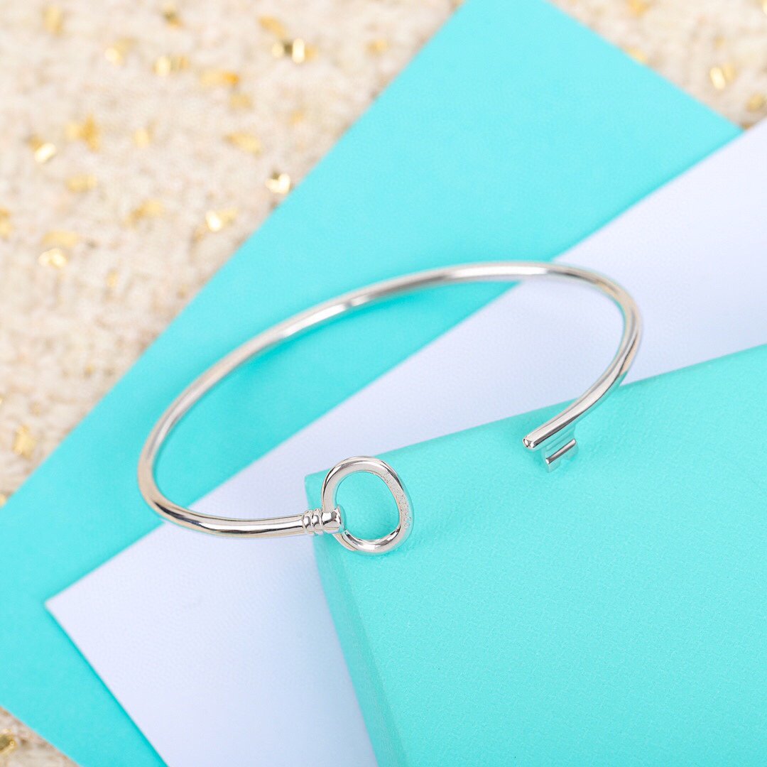 [Dawnora Jewelry]KEY WIRE OVAL BRACELET