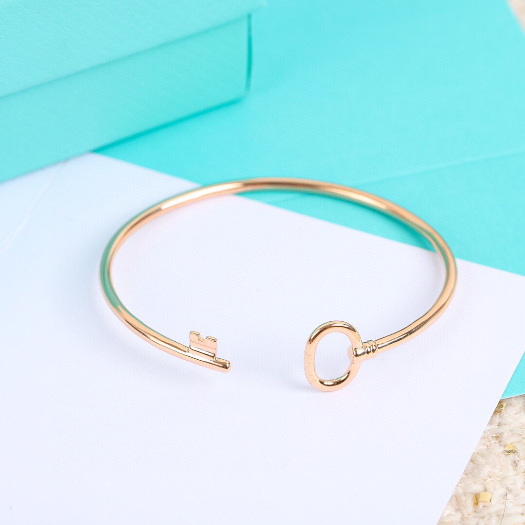 [Dawnora Jewelry]KEY WIRE OVAL BRACELET