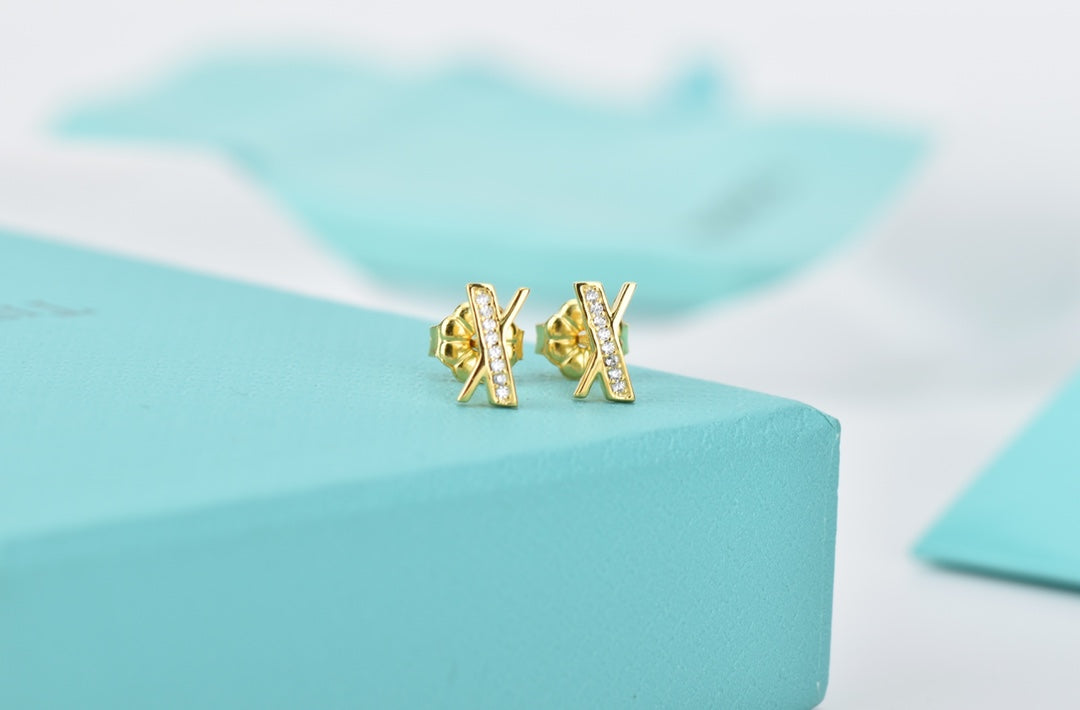 [Dawnora Jewelry]ATLAS DIAMOND STUD EARRINGS