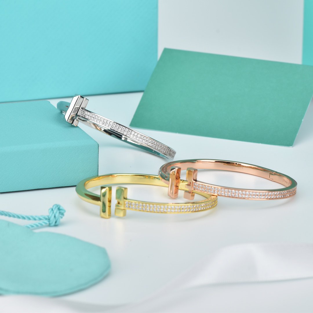 [Dawnora Jewelry]WIDE DIAMONDS HINGED BANGLE