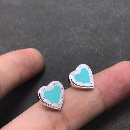[Dawnora Jewelry]HEART STUD SILVER EARRINGS