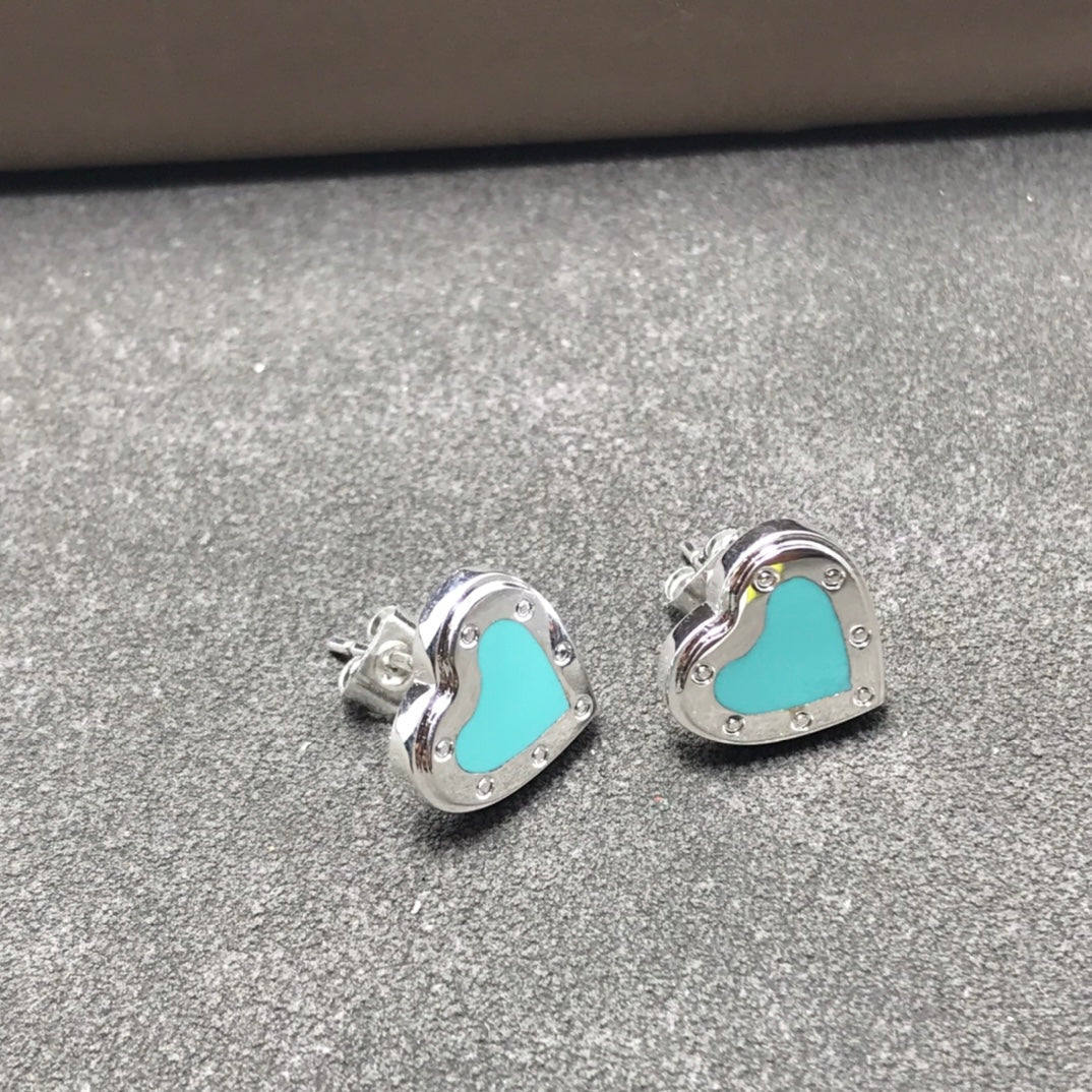 [Dawnora Jewelry]HEART STUD SILVER EARRINGS