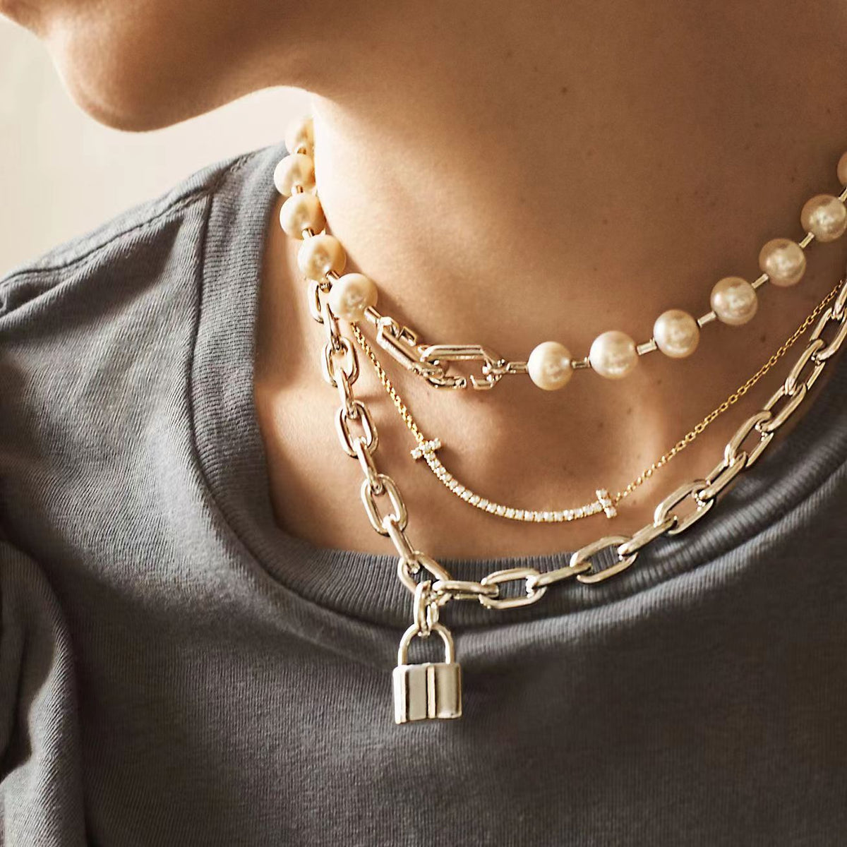 [Dawnora Jewelry]HARDWEAR PEARL WRAP NECKLACE