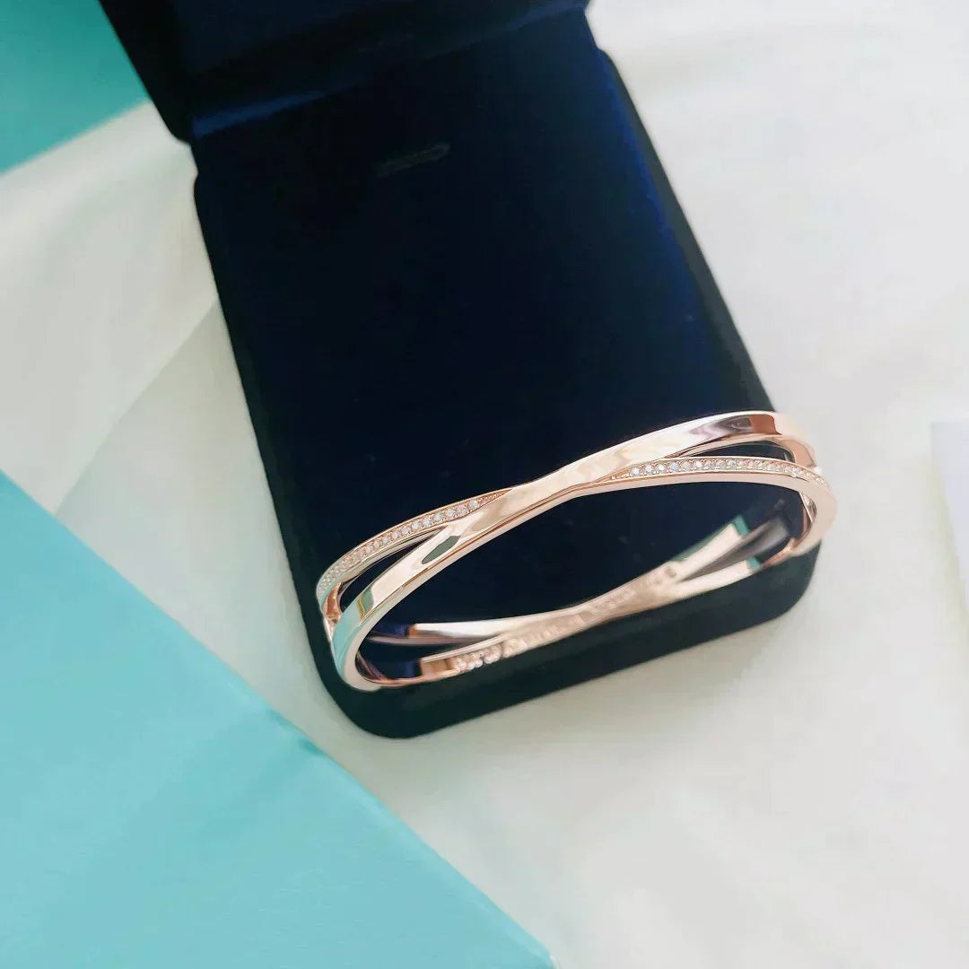 [Dawnora Jewelry]NARROW HINGED BANGLEIN WITH DIAMONDS SMALL