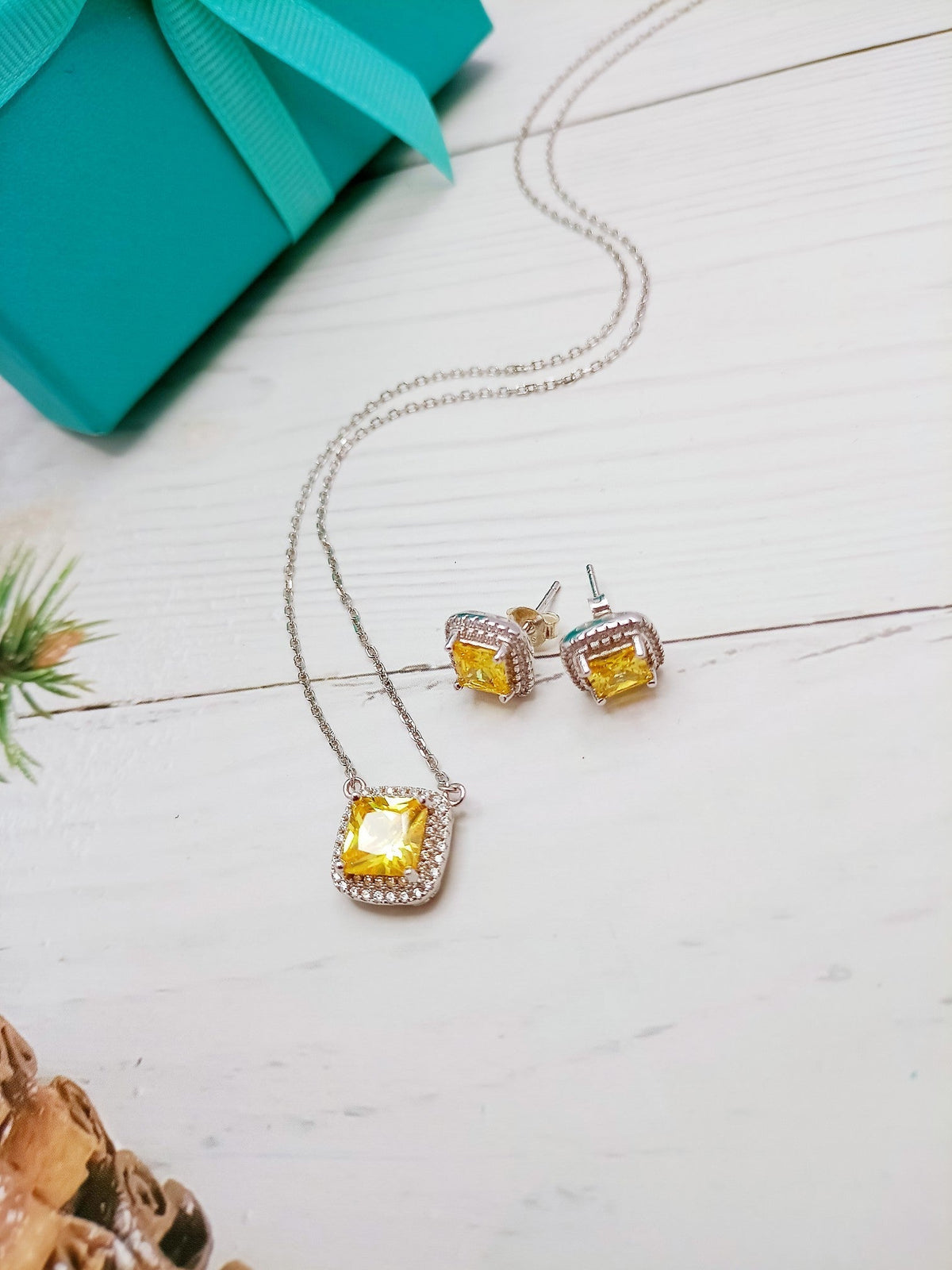 [Dawnora Jewelry]SPARKLERS CITRINE GEMSTONE PENDANT NECKLACE STERLING SILVER