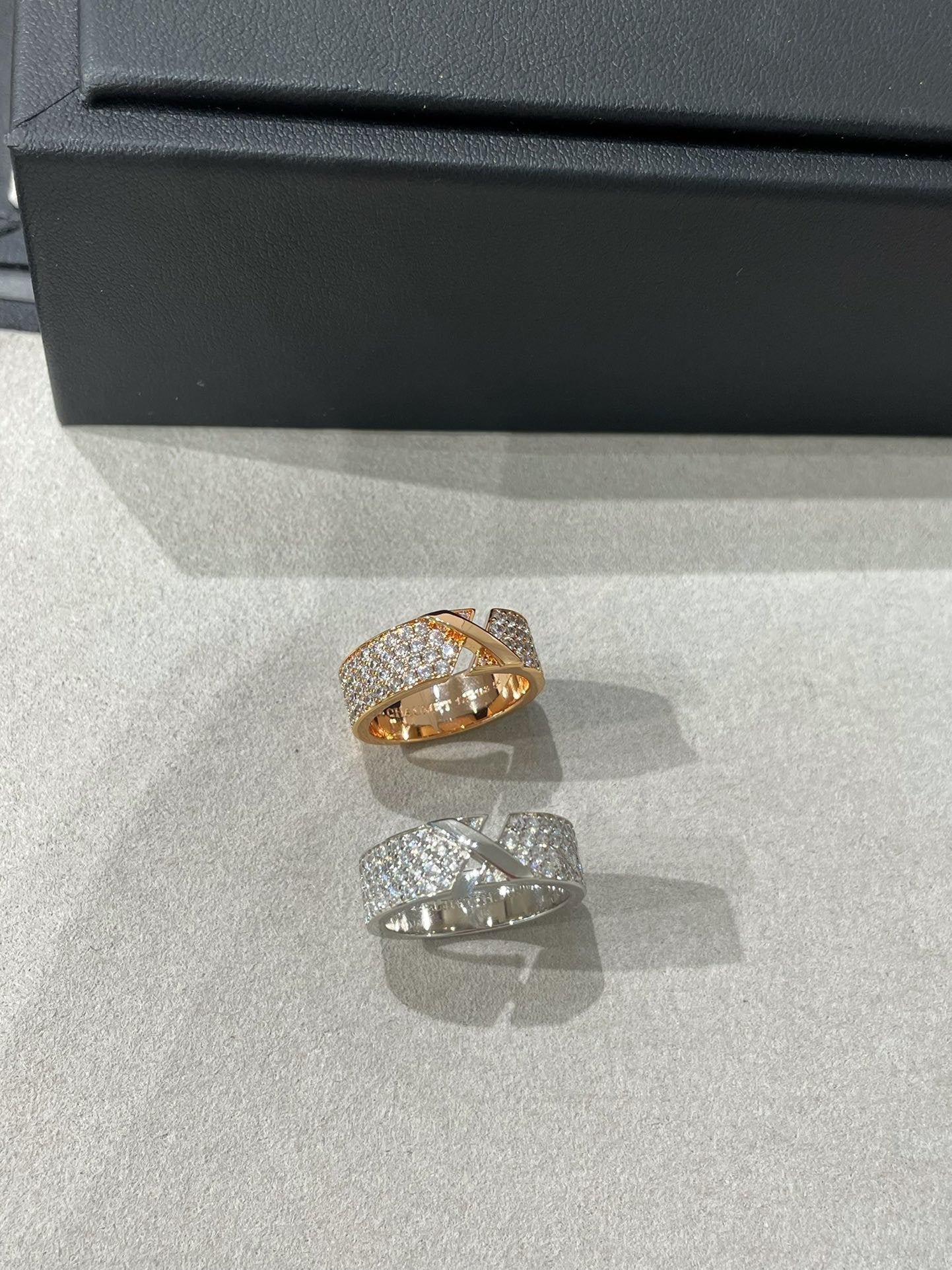 [Dawnora Jewelry]LIENS EVIDENCE  DIAMOND PAVED RING