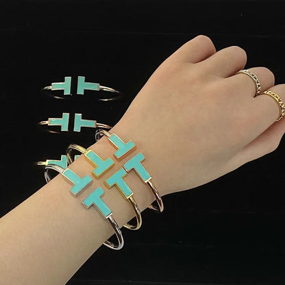 [Dawnora Jewelry]T WIDE TURQUOISE OPEN BRACELET