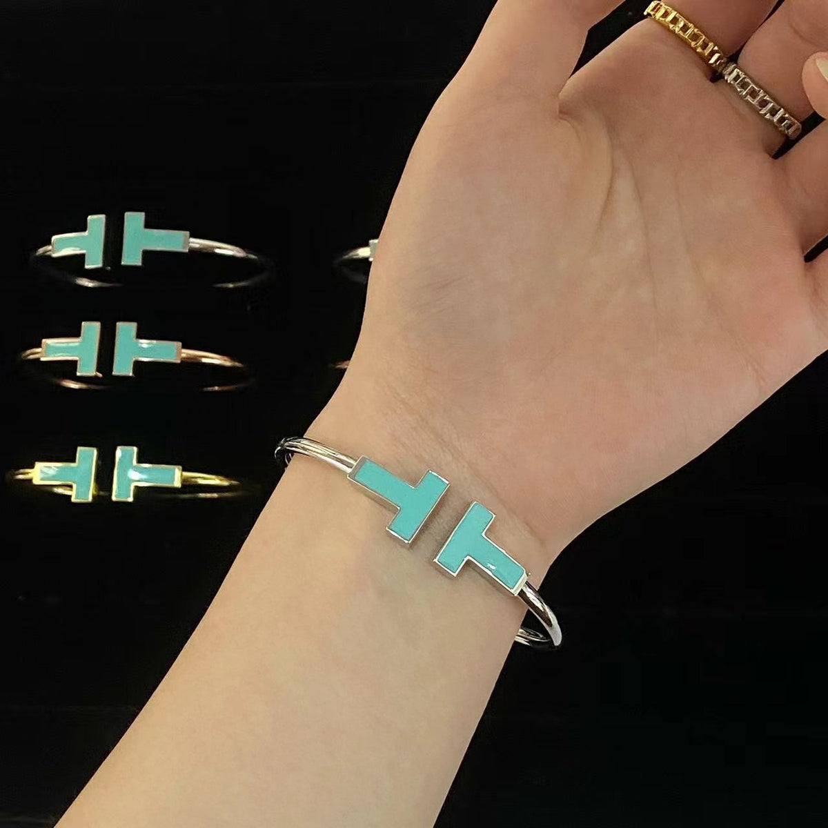 [Dawnora Jewelry]T WIDE TURQUOISE OPEN BRACELET