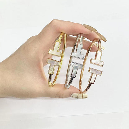 [Dawnora Jewelry]T WIDE MOP OPEN BRACELET