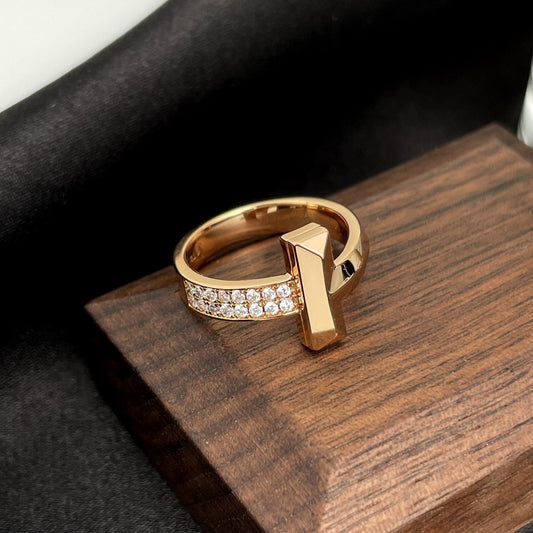 [Dawnora Jewelry]T WIDE DIAMOND RING