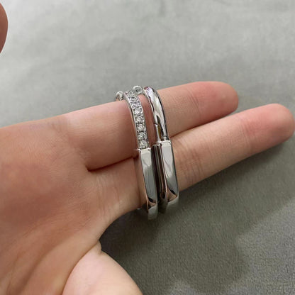 [Dawnora Jewelry]LOCK MEDIUM DIAMNOND EARRINGS