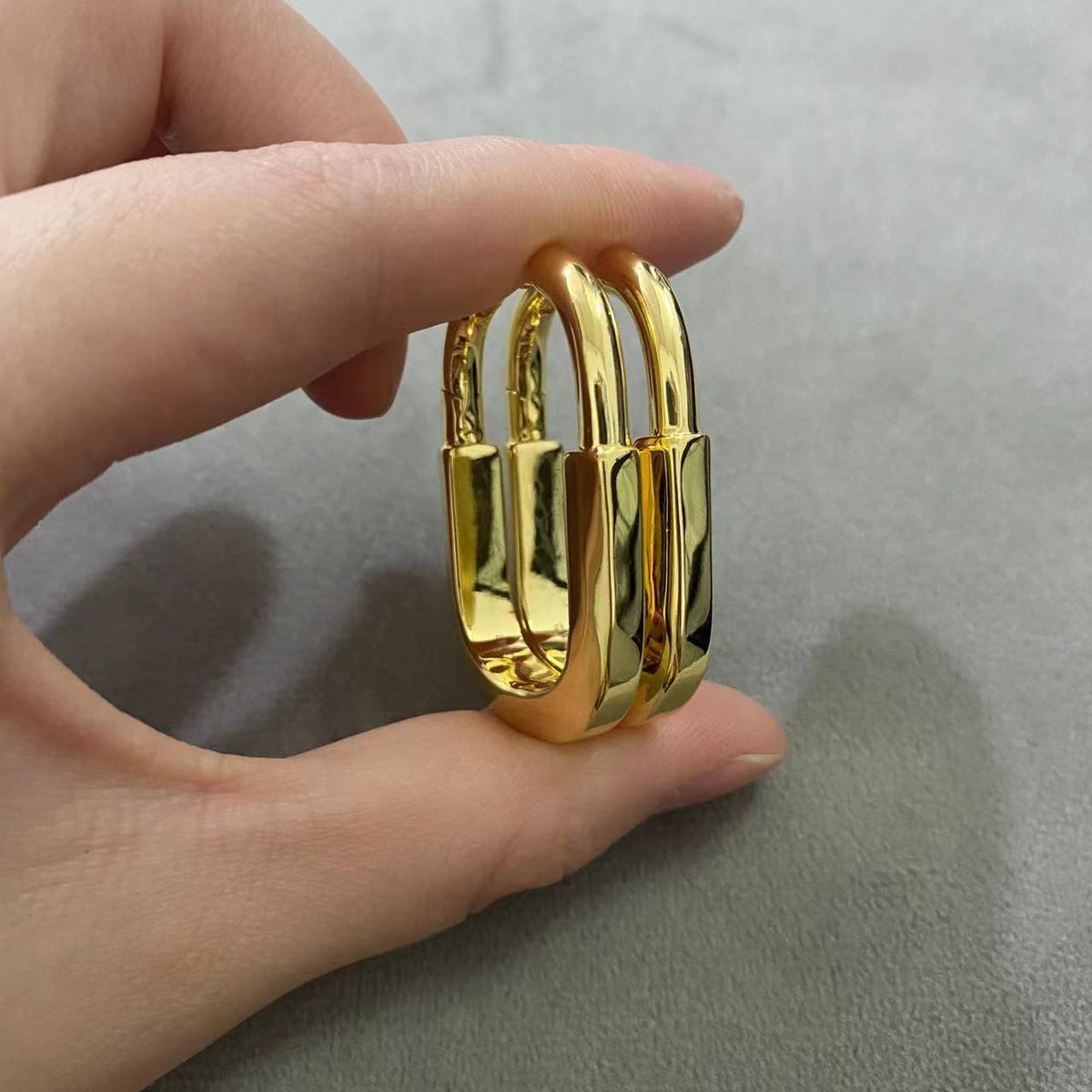 [Dawnora Jewelry]LOCK MEDIUM EARRINGS