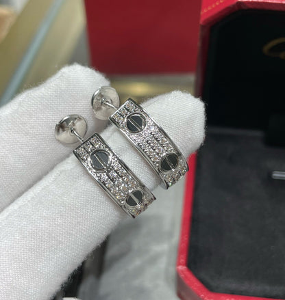 [Dawnora Jewelry]LOVE CERAMIC DIAMOND PAVED SILVER EARRINGS