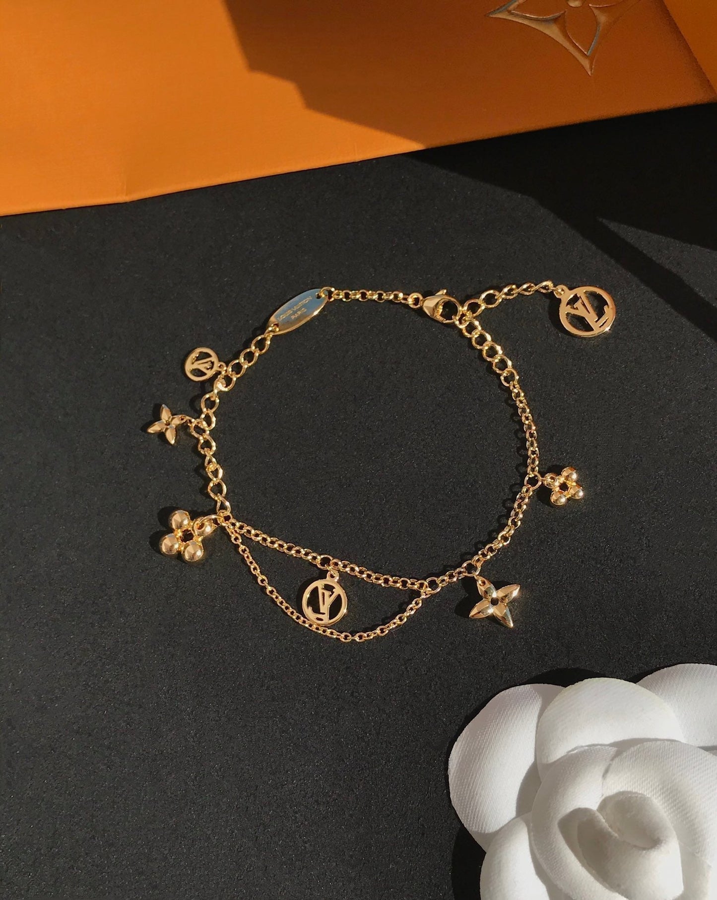 [Dawnora Jewelry]BLOOMING PINK GOLD MOP BRACELET