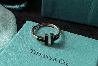 [Dawnora Jewelry]T SMALL ONYX PINK GOLD RING
