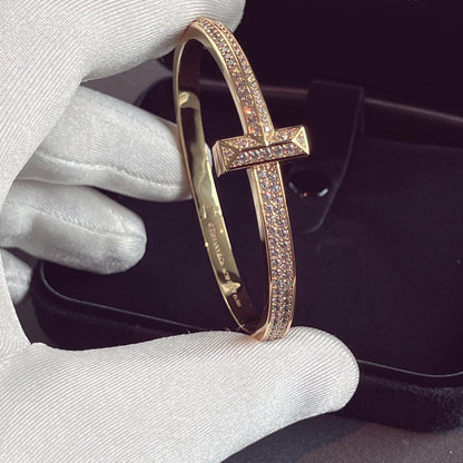 [Dawnora Jewelry]T1 WIDE HINGED BANGLE DIAMOND PAVED BRACELET