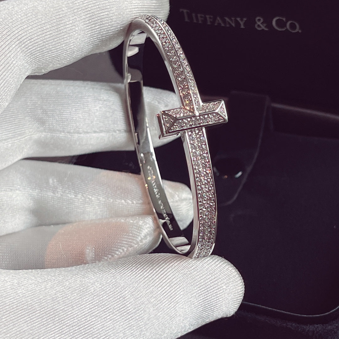 [Dawnora Jewelry]T1 WIDE HINGED BANGLE DIAMOND PAVED BRACELET
