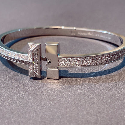 [Dawnora Jewelry]T1 WIDE HINGED BANGLE DIAMOND PAVED BRACELET
