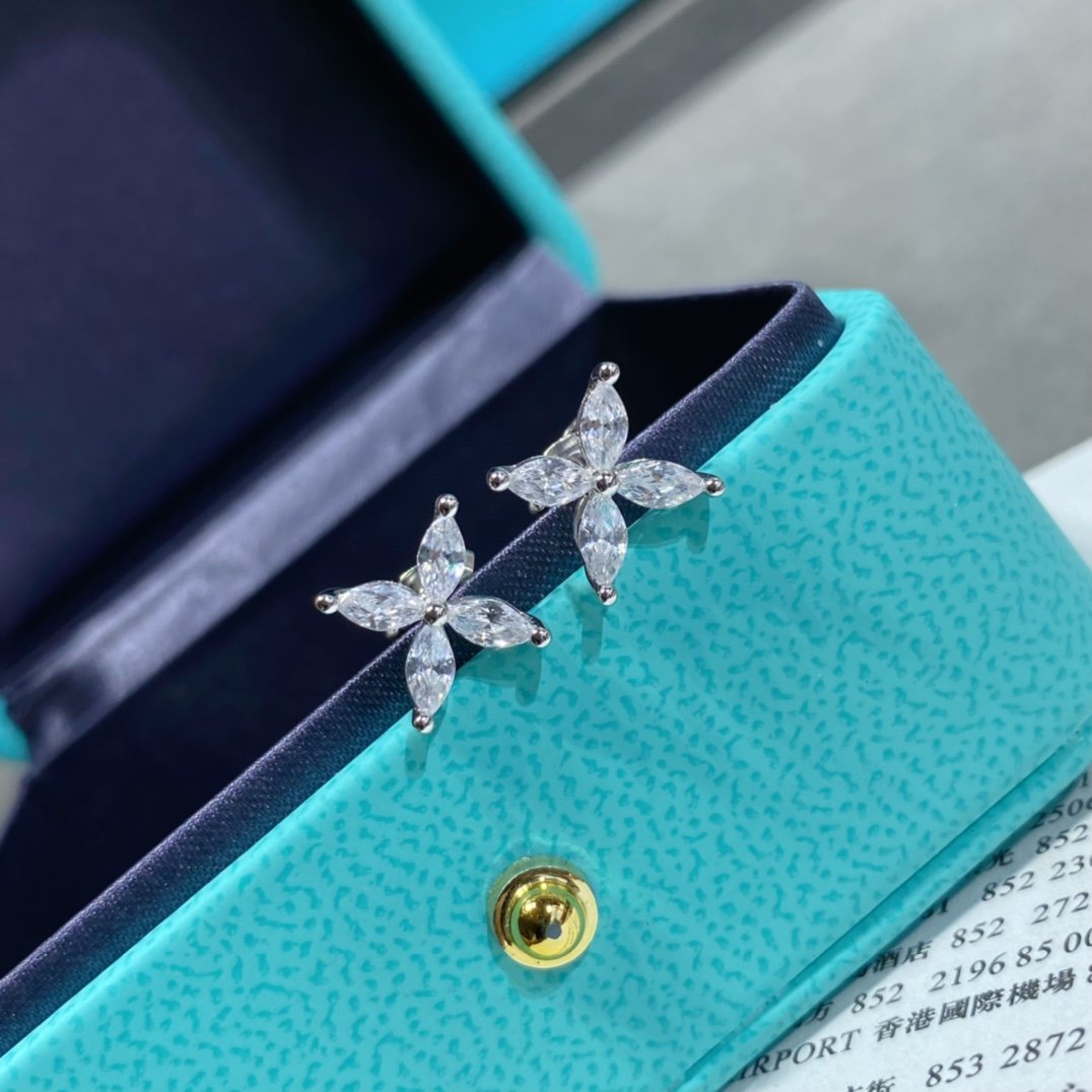 [Dawnora Jewelry]VICTORIA SILVER DIAMOND STUD MINI EARRINGS