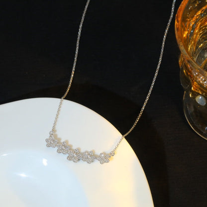 [Dawnora Jewelry]]wild flower diamond line pendant
