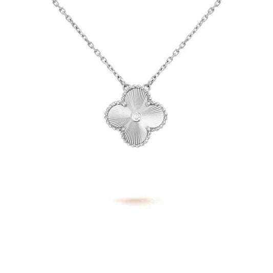 [Dawnora Jewelry]CLOVER  15MM DIAMOND LASER NECKLACE SILVER