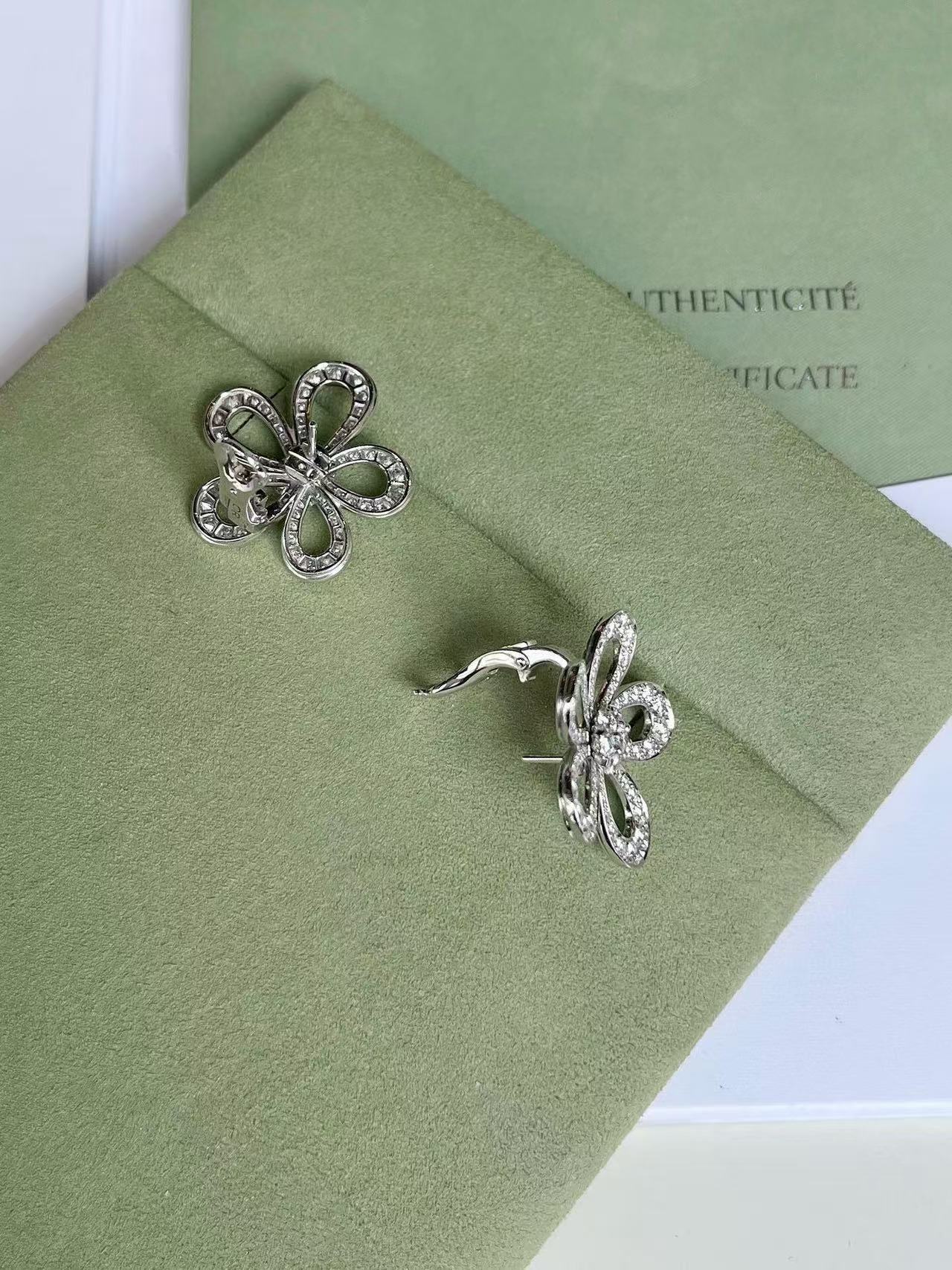 [Dawnora Jewelry]Flowerlace Diamond EARRINGS