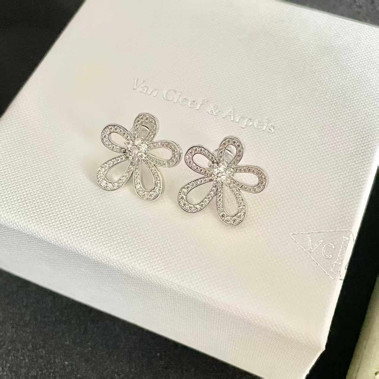 [Dawnora Jewelry]Flowerlace Diamond EARRINGS