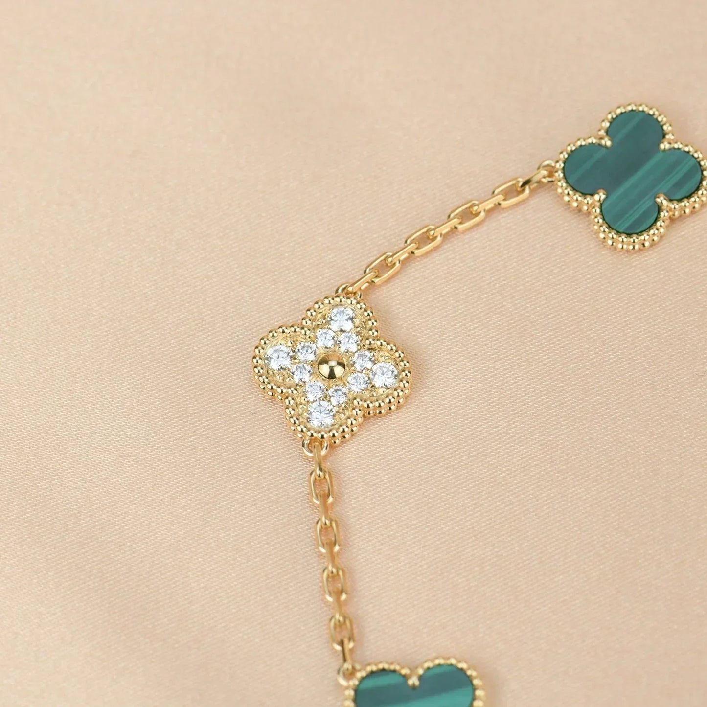 [Dawnora Jewelry] CLOVER 5 MOTIF MALACHITE BRACELET COLLECTION