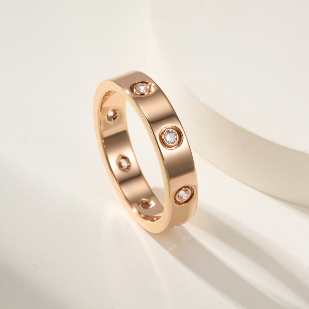 [Dawnora Jewelry]LOVE 4MM 8 DIAMOND RING