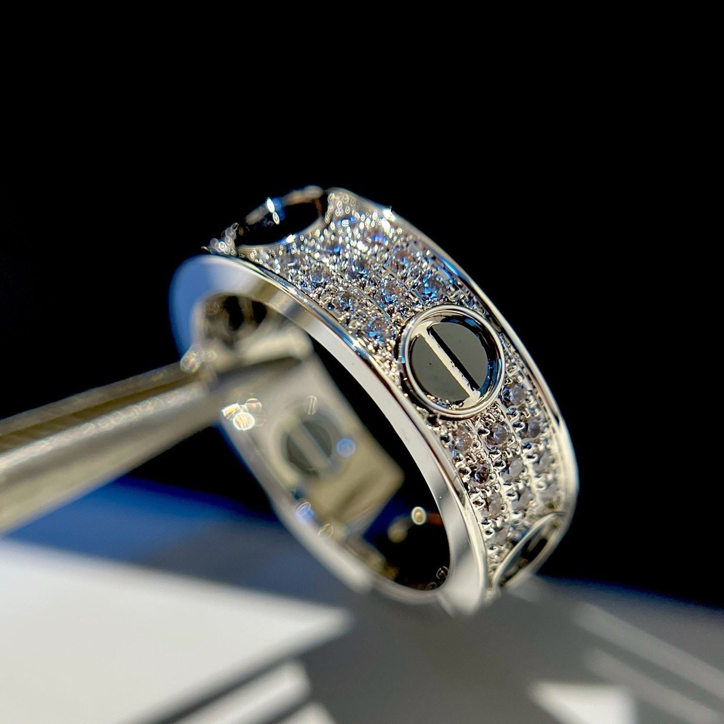 [Dawnora Jewelry]LOVE RING 5.5MM DIAMONDS PAVED CERAMIC