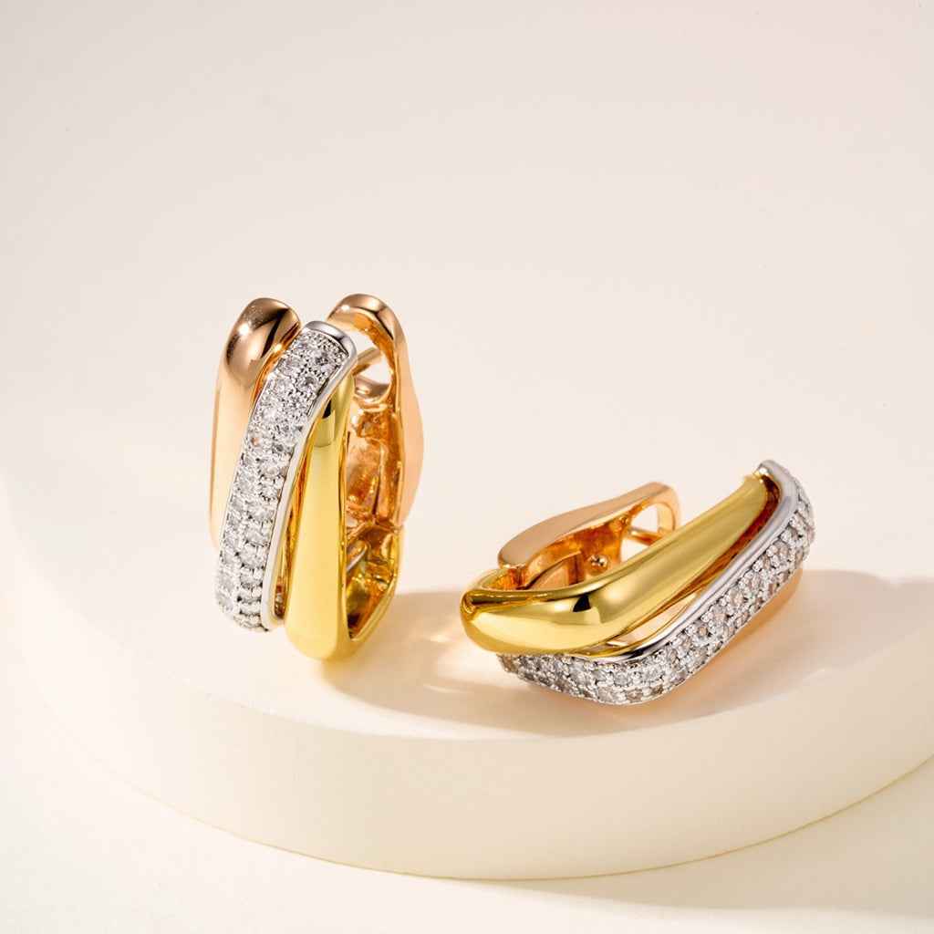 [Dawnora Jewelry]TRINITY HALF DIAMOND  CUSHION EARRINGS