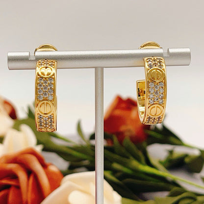 [Dawnora Jewelry]LOVE 5.5MM DIAMOND PAVED EARRINGS