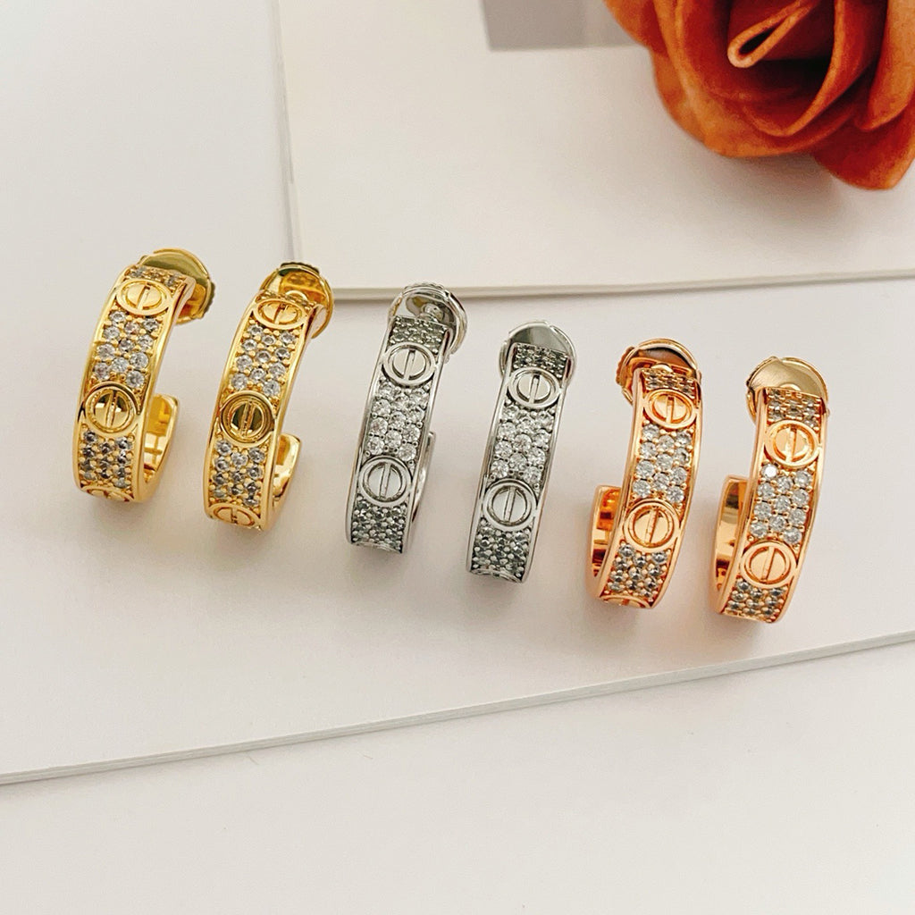 [Dawnora Jewelry]LOVE 5.5MM DIAMOND PAVED EARRINGS
