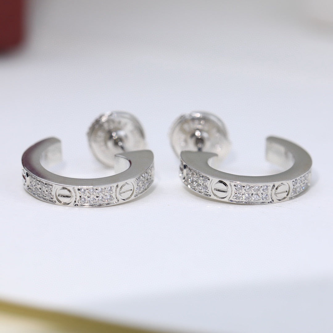 [Dawnora Jewelry]LOVE 5.5MM DIAMOND PAVED EARRINGS