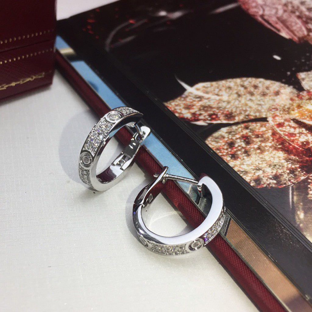 [Dawnora Jewelry]LOVE 5.5MM DIAMOND PAVED EARRINGS