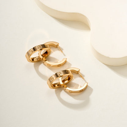 [Dawnora Jewelry]LOVE 3.3MM DANGLE HALF DIAMOND EARRINGS