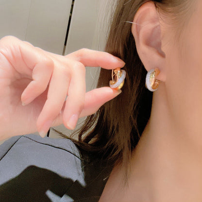 [Dawnora Jewelry]TRINITY HALF DIAMOND  CLASSIC EARRINGS
