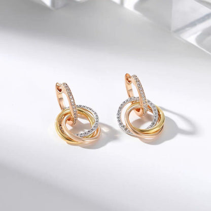 [Dawnora Jewelry]TRINITY HALF DIAMOND  EARRINGS