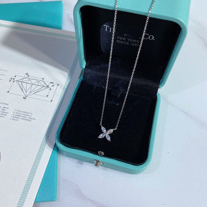 [Dawnora Jewelry]PLATINUM AND DIAMOND VICTORIA PENDANT NECKLACE