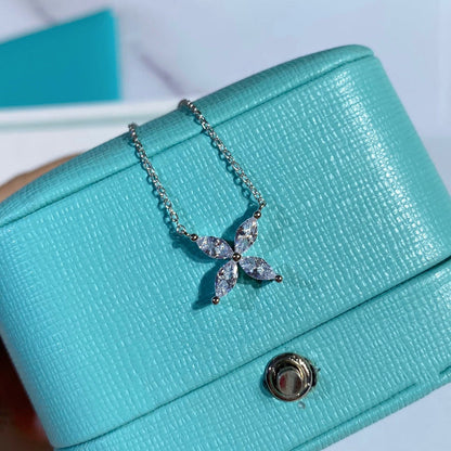 [Dawnora Jewelry]PLATINUM AND DIAMOND VICTORIA PENDANT NECKLACE