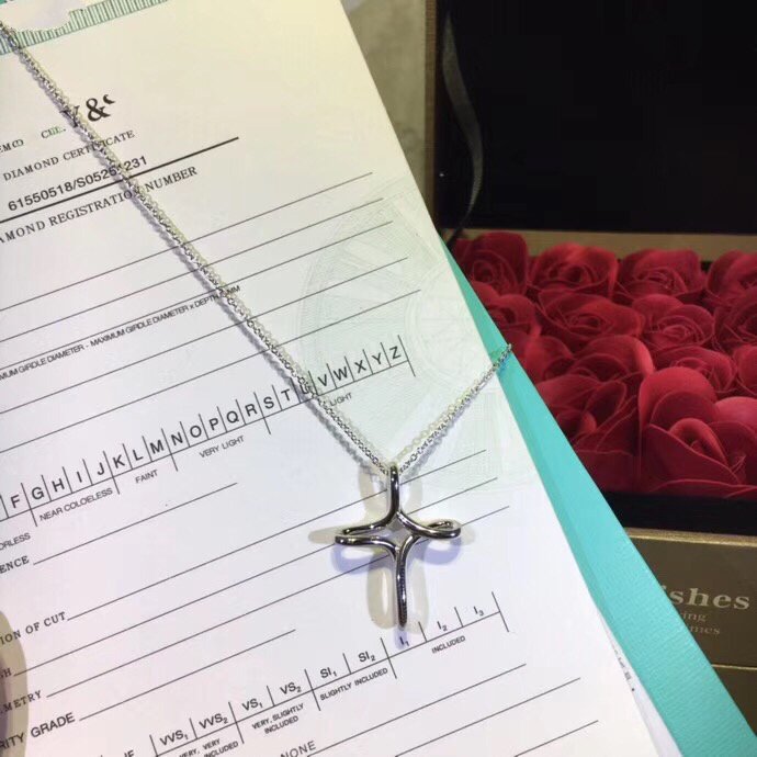 [Dawnora Jewelry]CROSS NECKLACE STERLING SILVER MATERIAL
