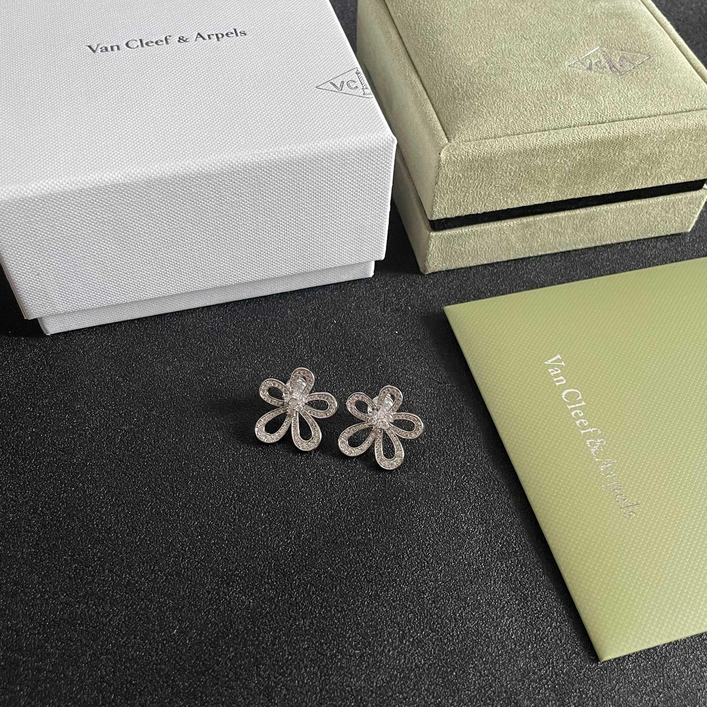 [Dawnora Jewelry]Flowerlace Diamond EARRINGS