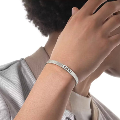 [Dawnora Jewelry]Move Noa Ciselé half pavé bangle
