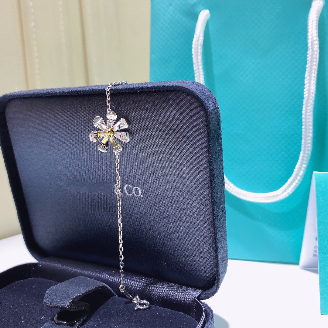 [Dawnora Jewelry]FLOWER RETURN TO TIF BRACELET